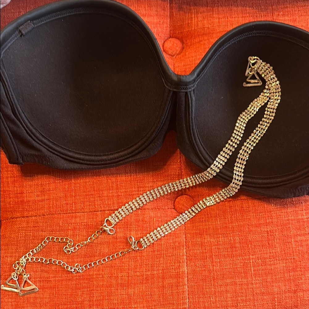 Black Strapless Bra - Picture 6 of 7